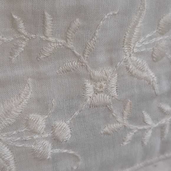 Blouse - Picture 12 of 13